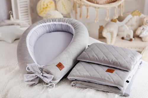 Kojenecké hnízdečko s matrací MEMORY šedé z VELVET SOFT